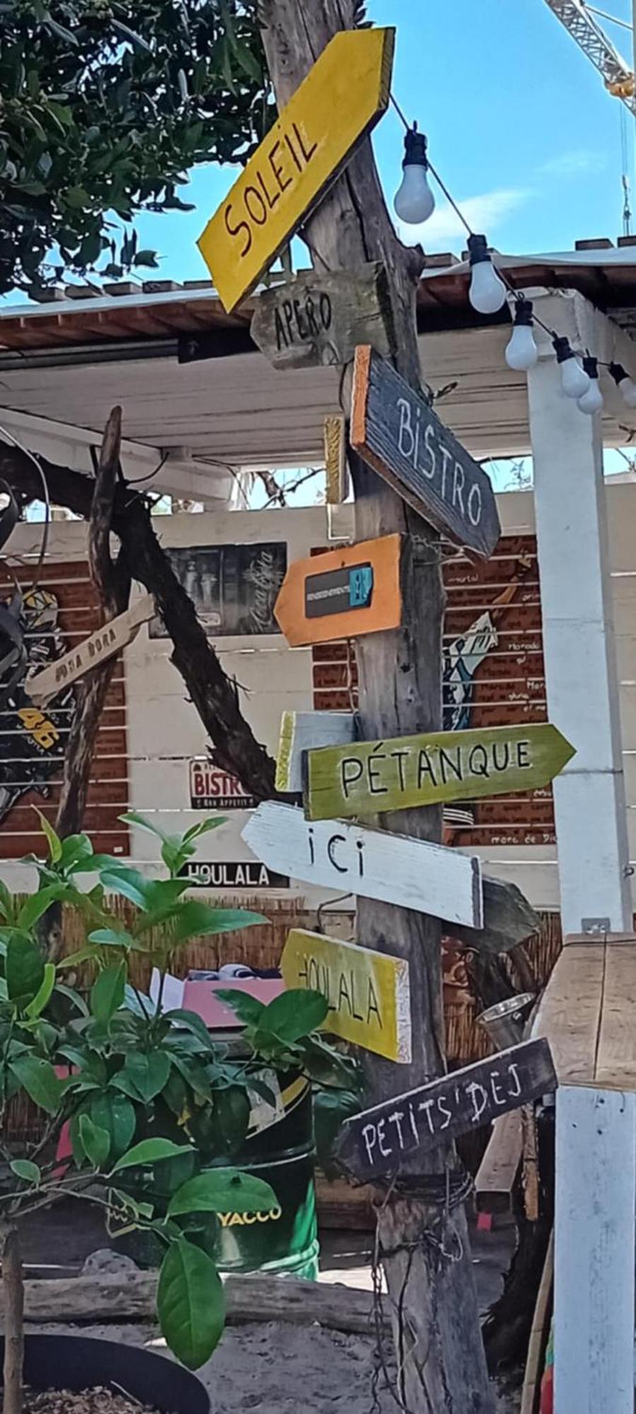 Houlala - Relais D'Etape - Chambres D'Hotes Pont-Eveque Kültér fotó